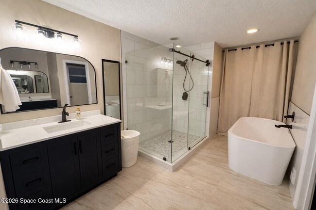 Building Photo - 2147 Auburn Lakes Dr