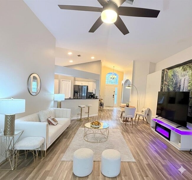 Building Photo - 3201 Saturn Ct