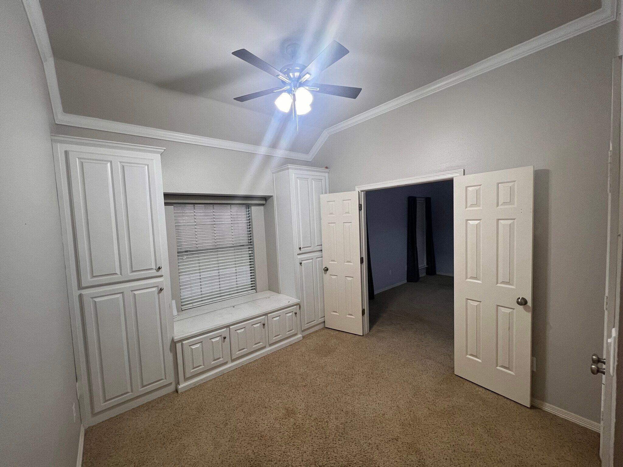 Building Photo - 7113 Holden Dr