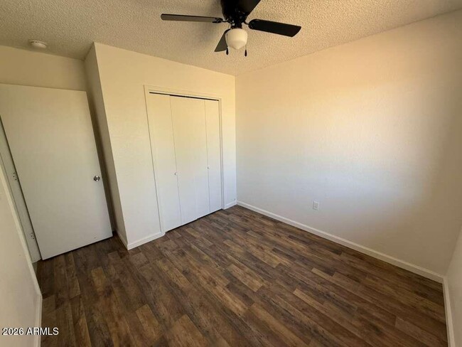 Building Photo - 3105 E 14th St