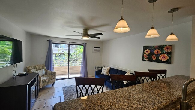 Building Photo - Turned key fully furnished 3 bedroom in Ki...
