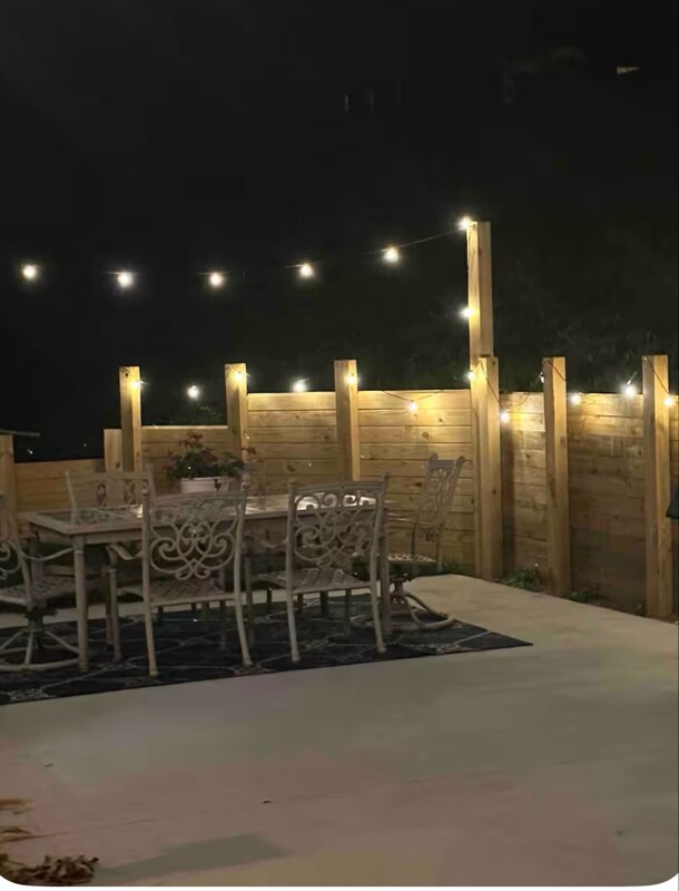 Building Photo - 2245 Lakeshore Dr