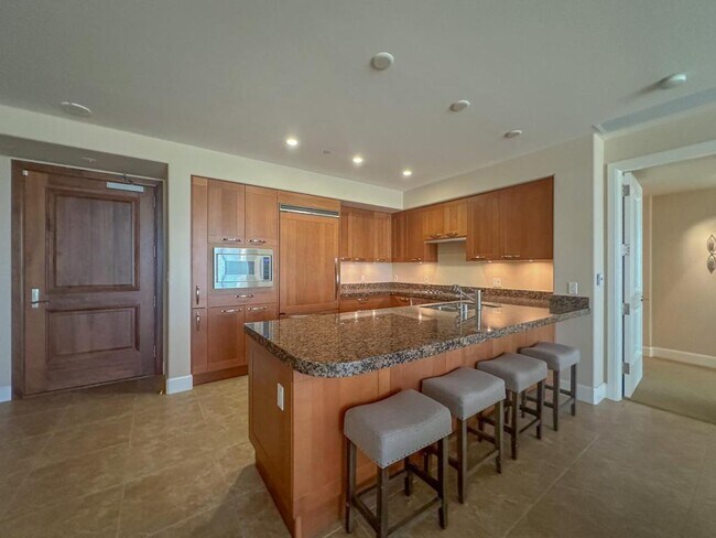 Building Photo - 5068 Scholarship