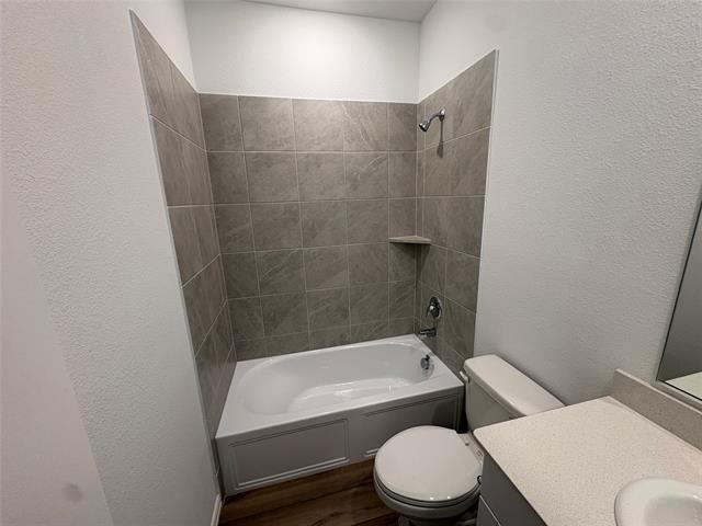 Building Photo - 5115 Penrose Dr