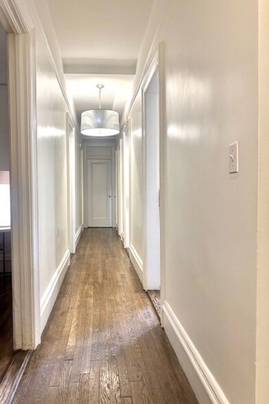 Building Photo - 241 W 97th St