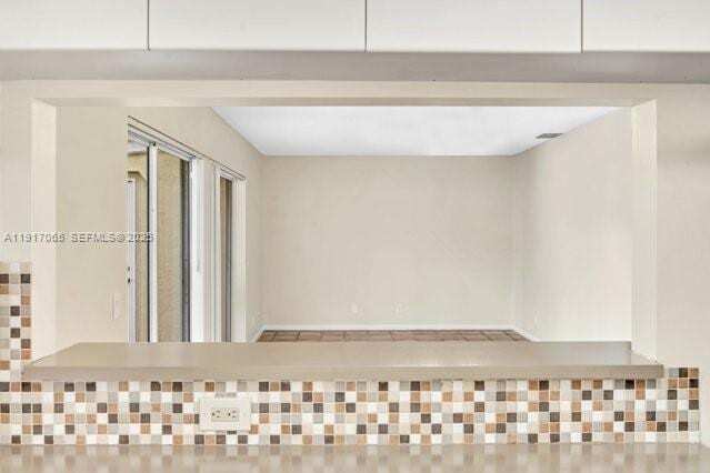 Building Photo - 1353 Springside Dr