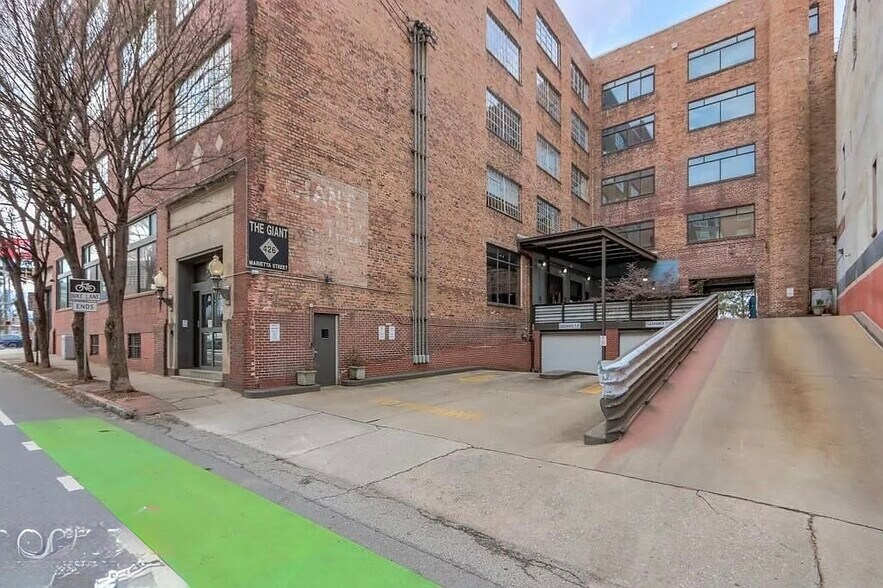 Building Photo - 426 Marietta St NW