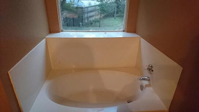 Building Photo - 3900 Goshawk Cir