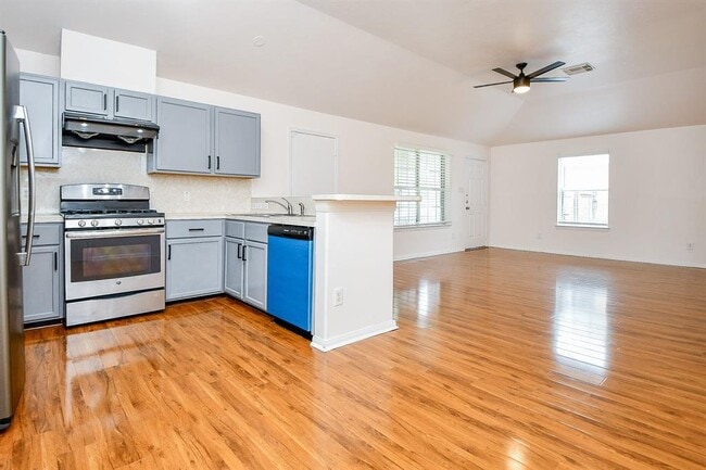 Building Photo - 16323 Woma Ct