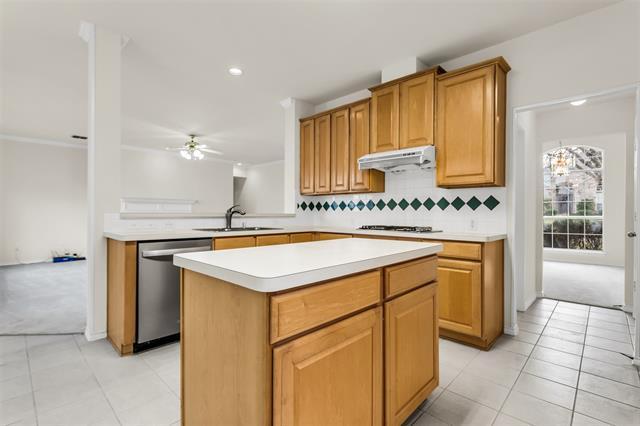 Building Photo - 2429 Clear Field Dr