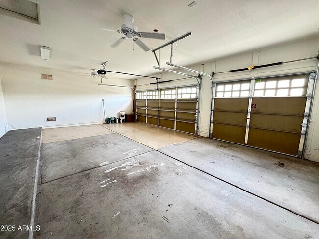 Building Photo - 3616 N 308th Ln