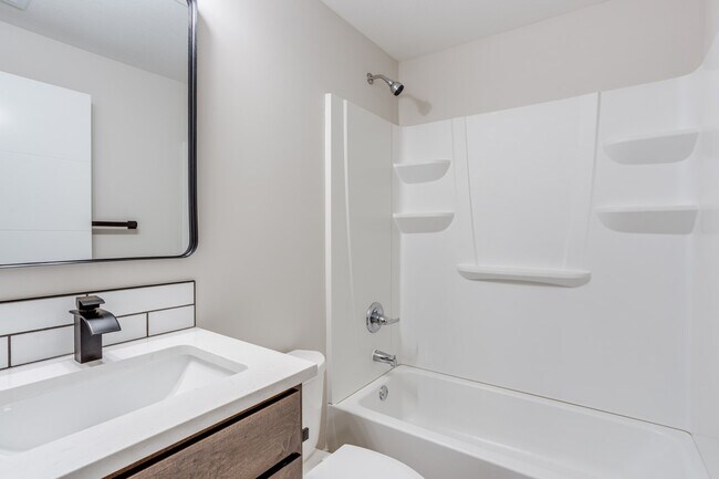 Building Photo - 8541 W 37th St N