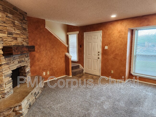 Building Photo - 6702 Everhart Rd