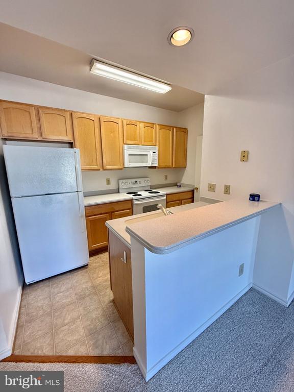 Building Photo - 12155 Penderview Terrace
