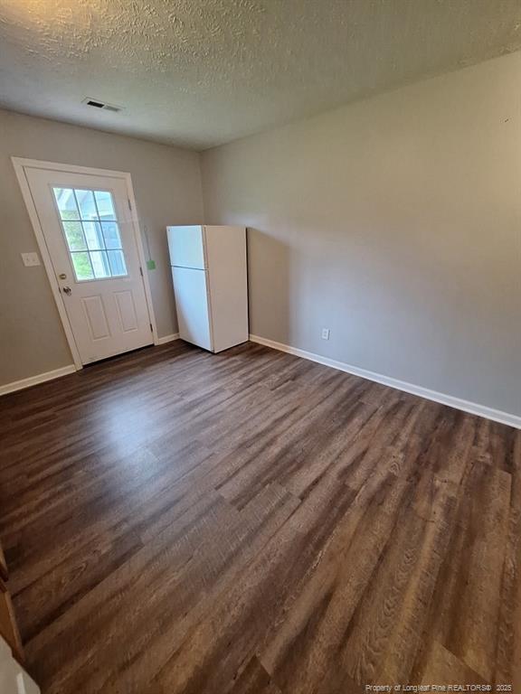 Building Photo - 207 Centipede Ln