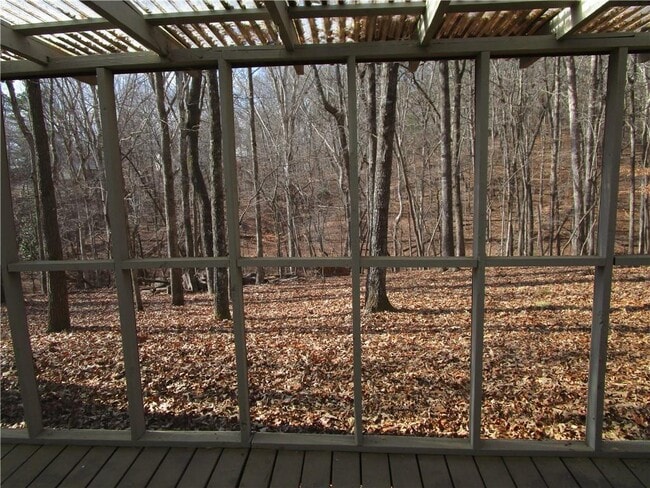 Building Photo - 3730 Newport Dr