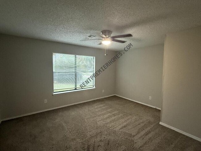 Building Photo - 1110 W Birmingham Pl