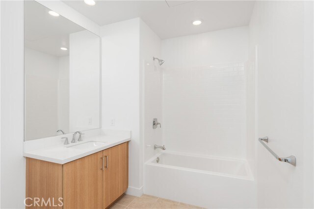 Building Photo - 1601 Rivington