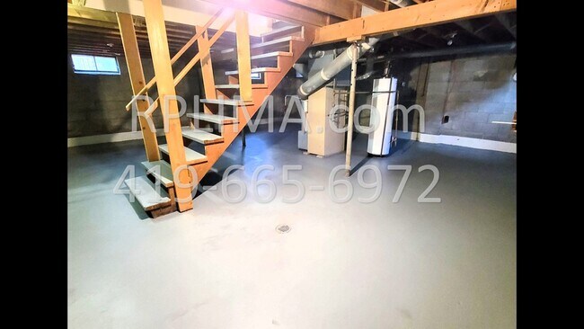 Building Photo - 540 S Collins Ave