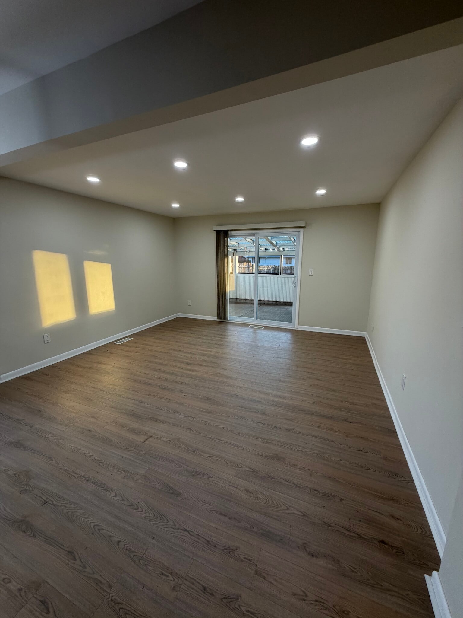 Building Photo - 10001 Paxton Rd