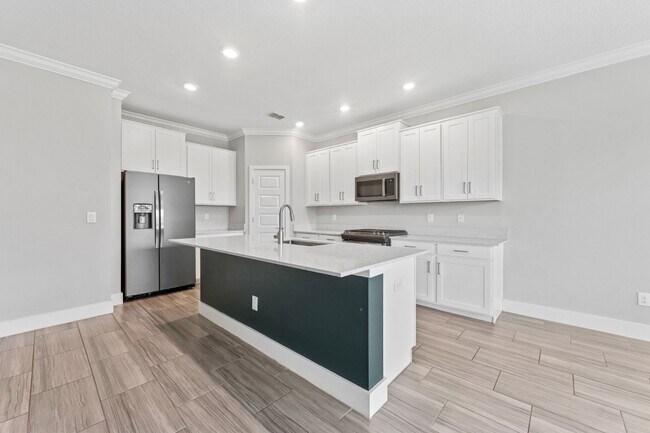 Building Photo - Stunning 4 BR + LOFT /2.5 BA/ 2 CG home in Gorgeous Bexley!