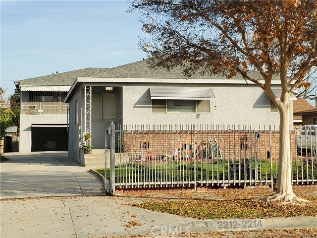 Primary Photo - 2214 Orange Grove Ave