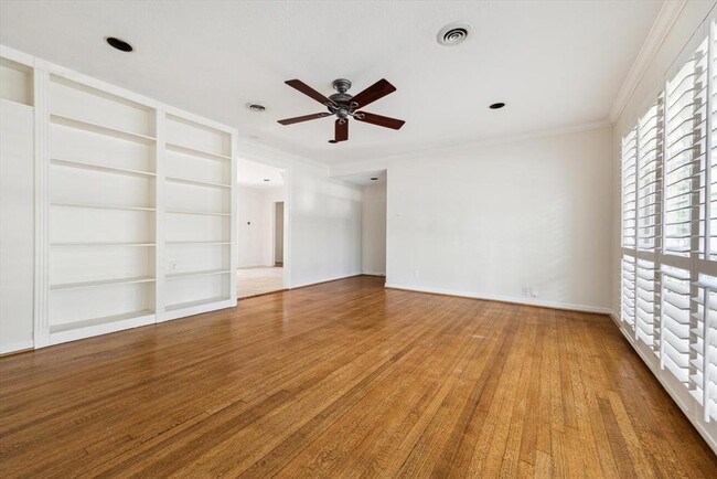 Building Photo - 5438 Pagewood Ln