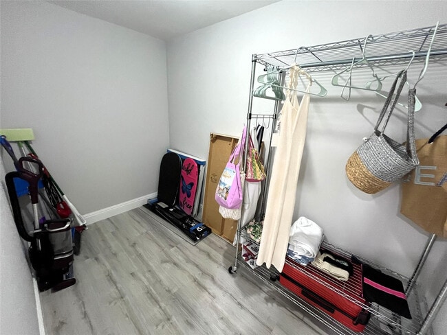 Building Photo - 3500 Galt Ocean Dr