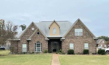 Building Photo - COMING SOON! Large Hernando home with 5 bedrooms!