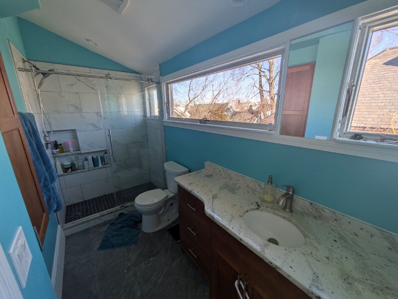 Building Photo - 90 Glenwood Rd