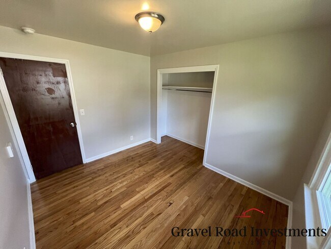 Building Photo - Single Family Home for Rent