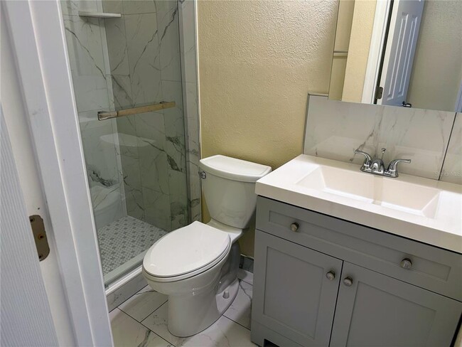 Building Photo - 39346 Rusbe Dr