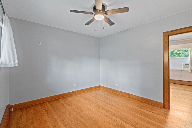 Building Photo - 288 Middaugh Rd