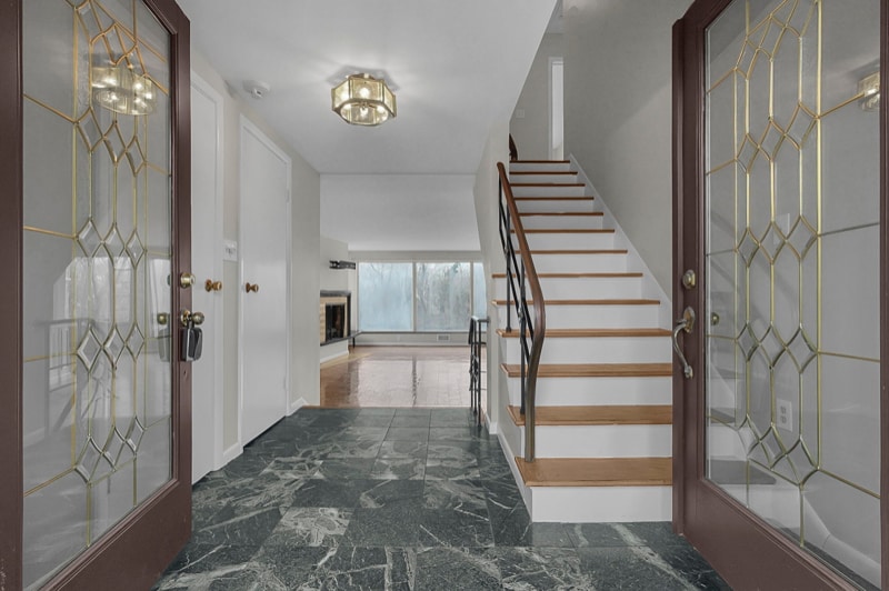 Building Photo - 2731 Charing Rd