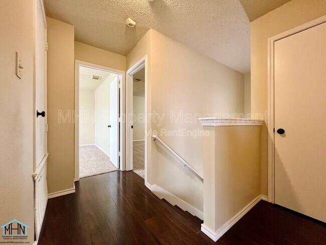 Building Photo - 6106 Secret Shores