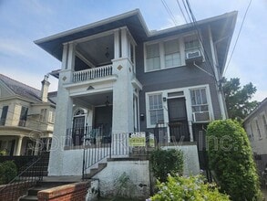 Building Photo - 5324 Prytania St