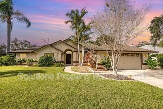 Building Photo - 3295 Savannahs Trail