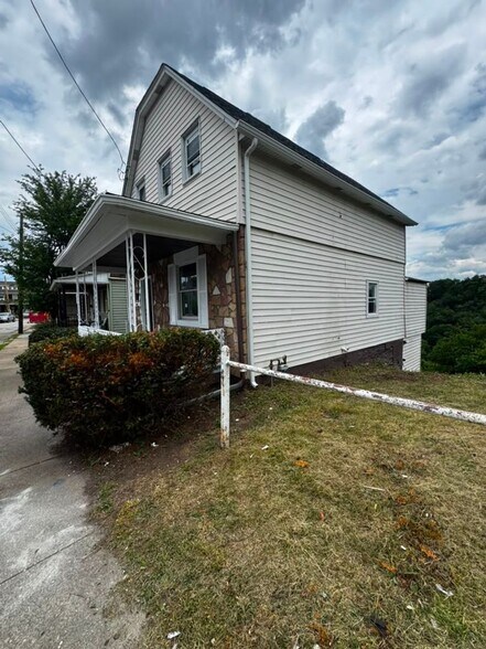 Building Photo - 1717 Martha St