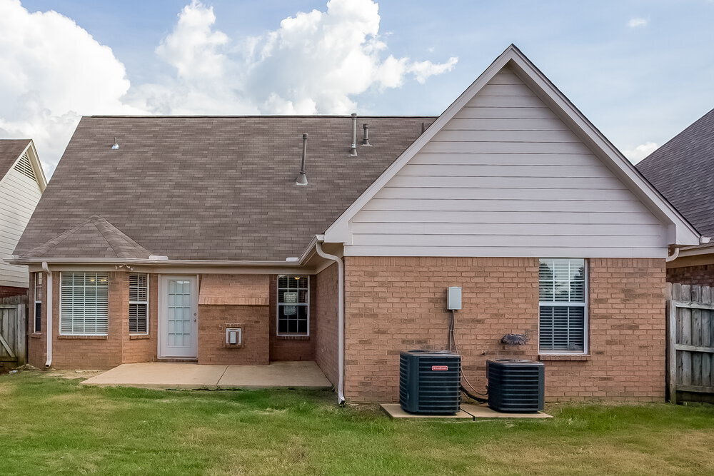 Building Photo - 1110 Greenwich Dr