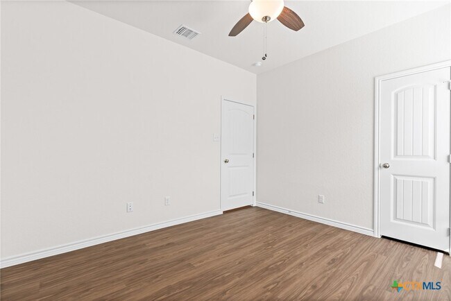 Building Photo - 5308 Rose Gdn Lp