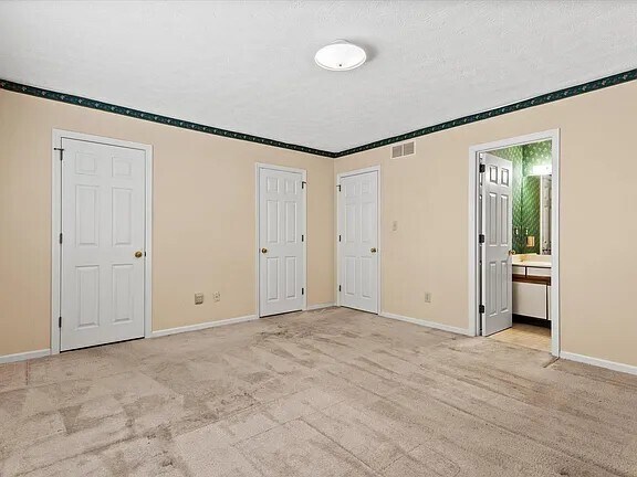 Building Photo - 3450 Laredo Dr