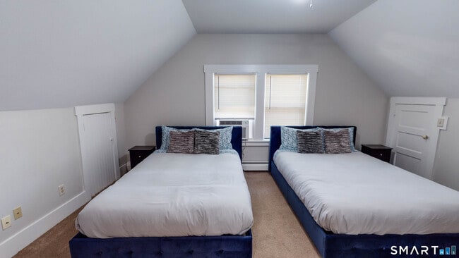 Building Photo - 432 Norton Pkwy