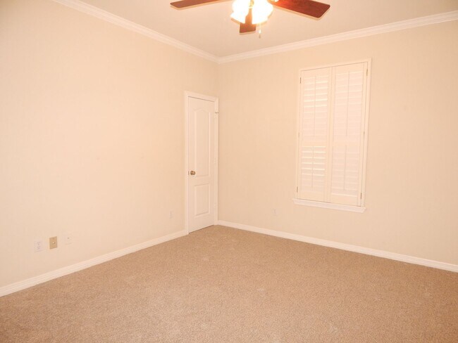 Building Photo - Coming Soon to South Tyler! Stunning 4 Bedroom, 2.5 Bath Home