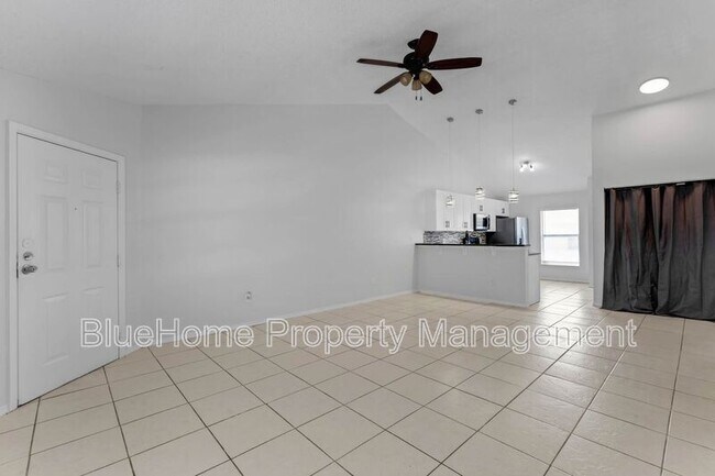 Building Photo - 3651 N Goldenrod Rd