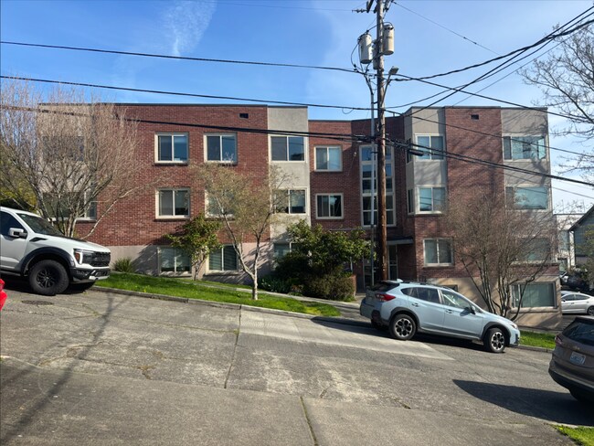 Interior Photo - The Norman Apartments