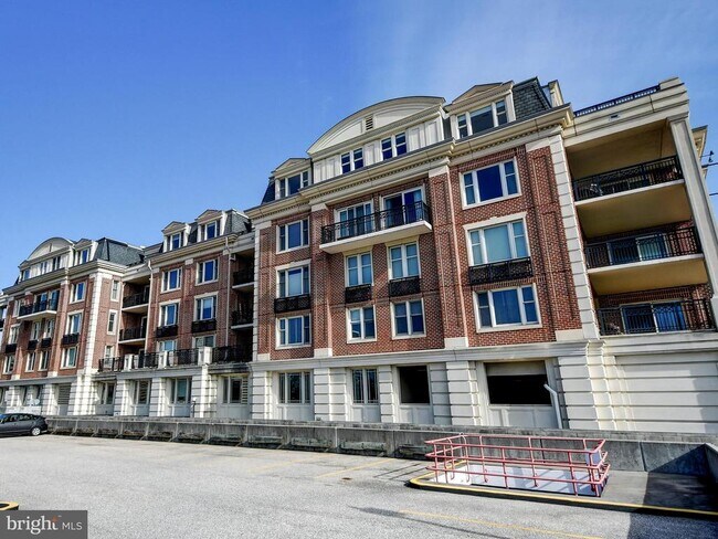 Building Photo - 801 Key Hwy