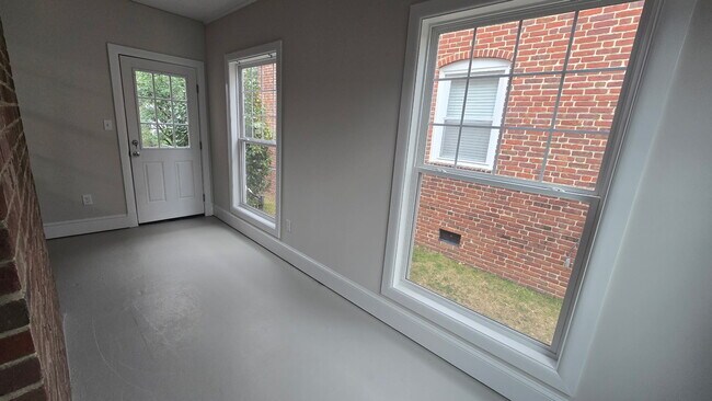 Unit 1 Enclosed Sun Porch - 4418 Cutshaw Ave