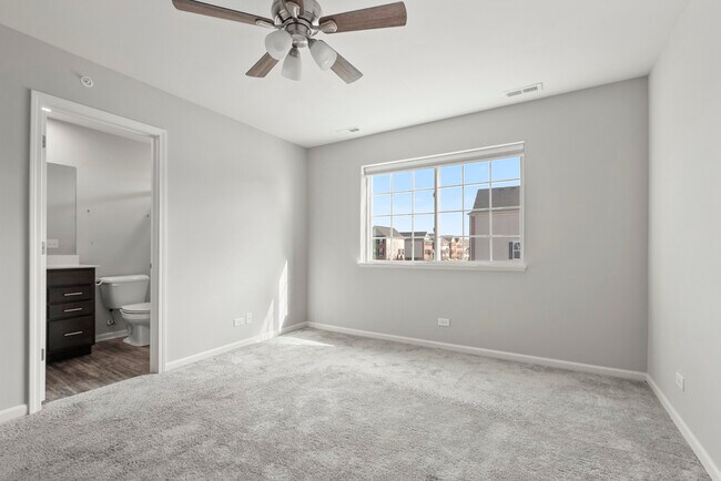 Building Photo - 2045 Stuttle Rd