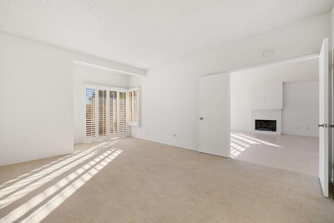 Building Photo - 41710 Colada Ct