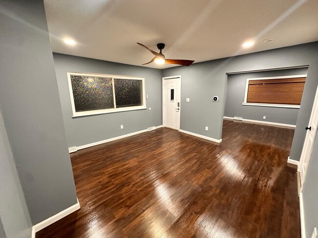 Building Photo - 1240 S 17th St